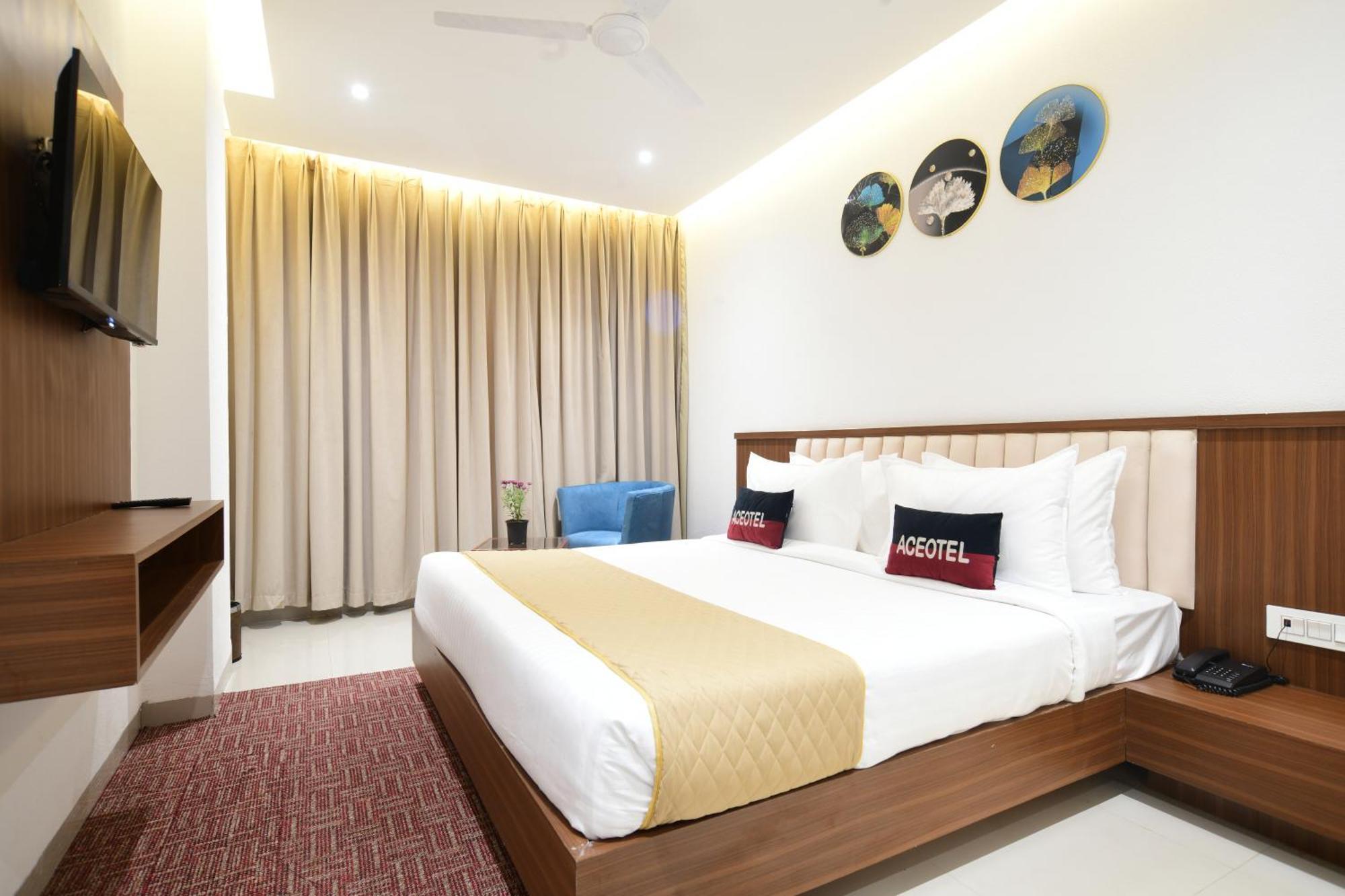 Aceotel Premier, Vijay Nagar Indore Exterior foto