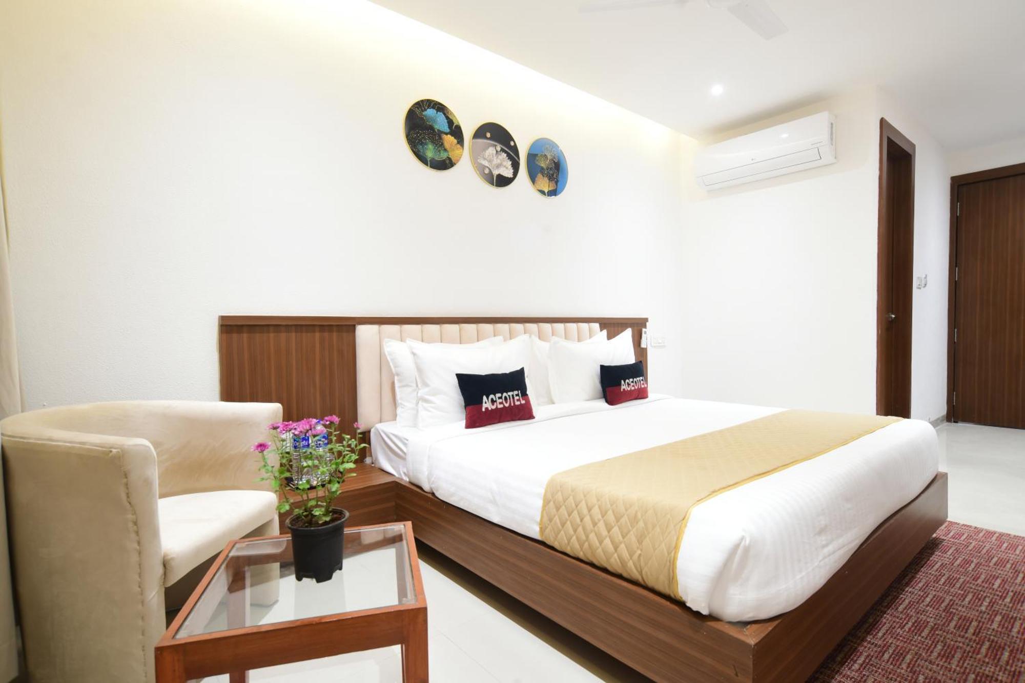 Aceotel Premier, Vijay Nagar Indore Exterior foto